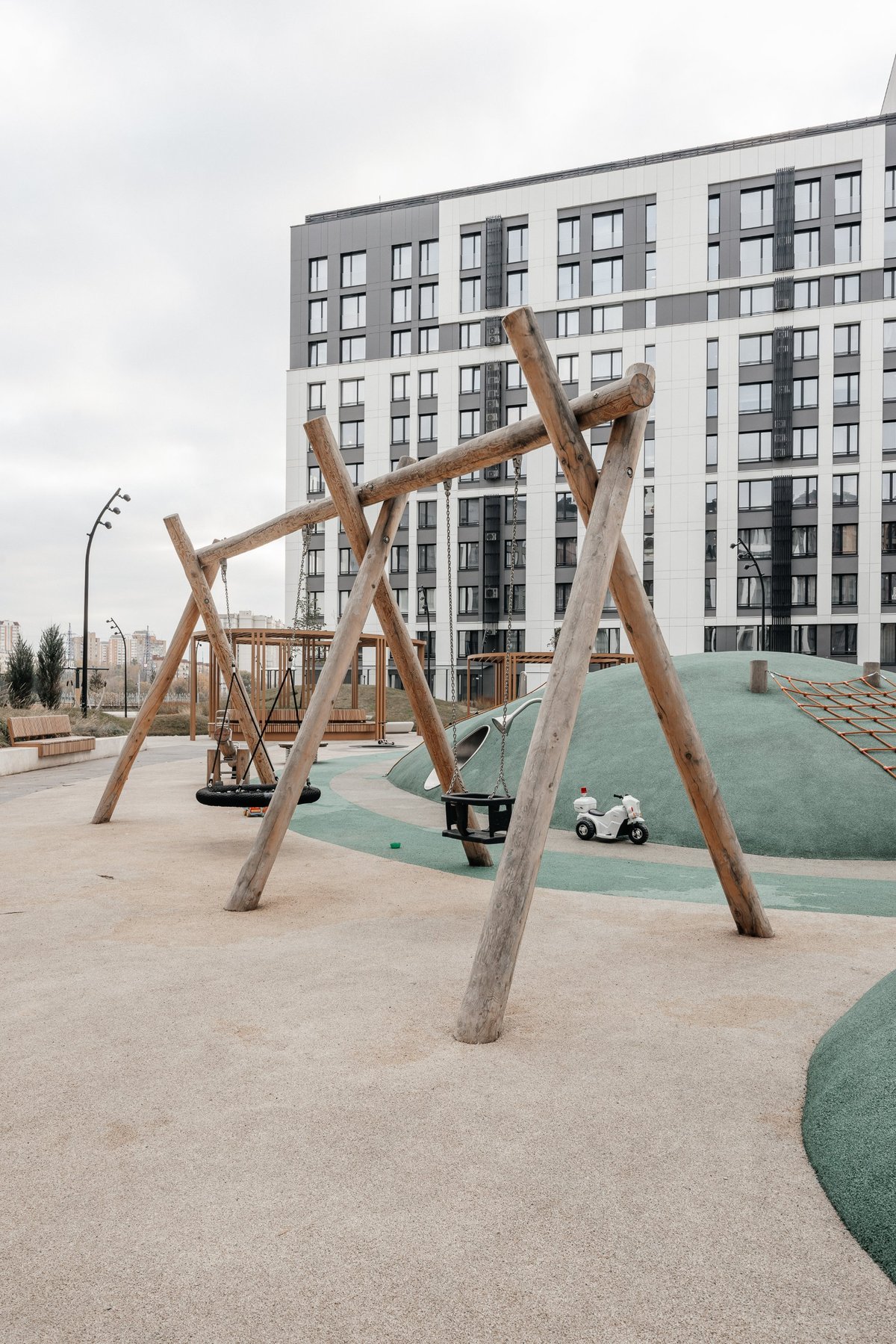Детская площадка «Нагатино Ай-Ленд, "Живые холмы"», Москва — проект ТАЙГА